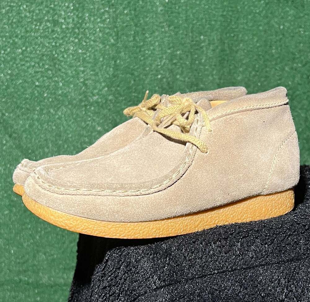 Clarks Wallabee Boot Maple Suede